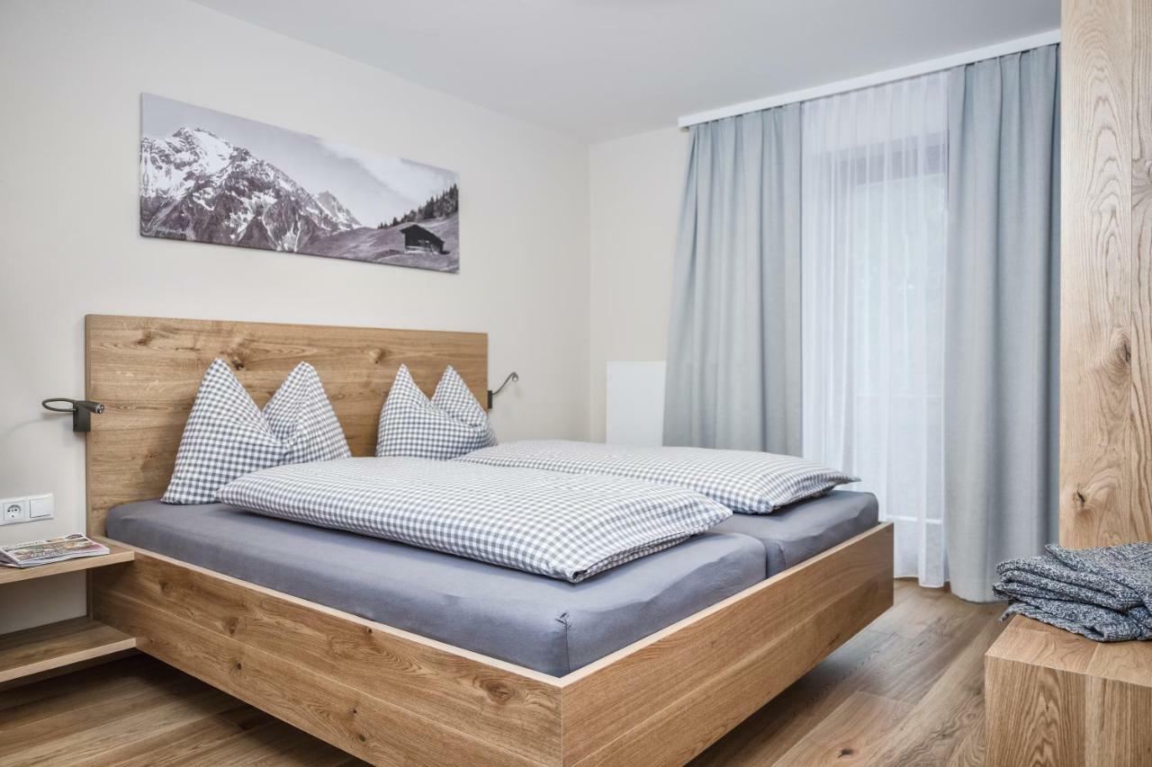 Hillside Apartments Pircher 菲根 外观 照片
